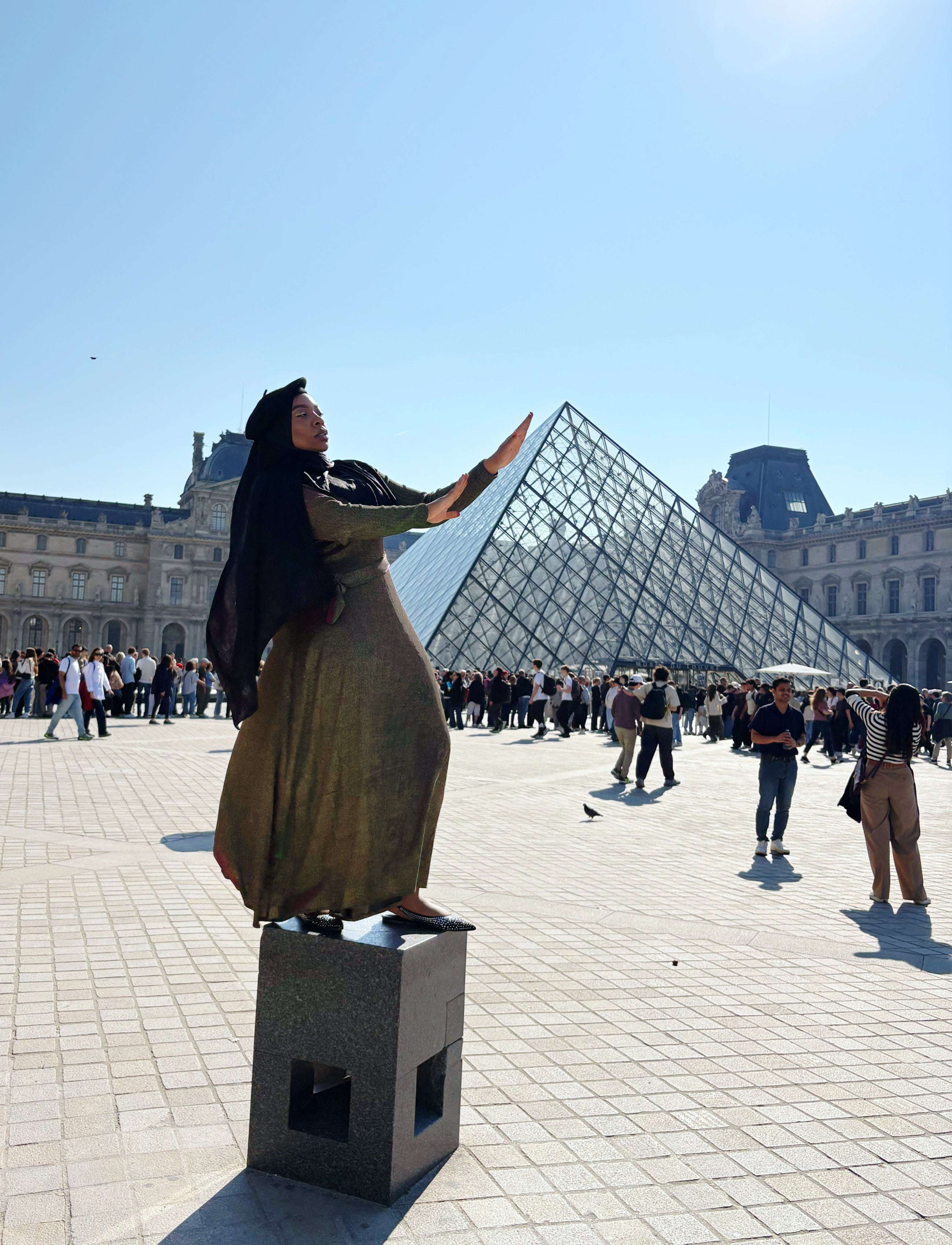 BaZma Green Sparkle Dress – Modest Evening Wear with Effortless Elegance